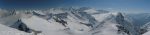 Vue panoramique sur le chemin de la montée, donc en direction du col du Grand-Saint-Bernard.