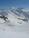 Comme le vent nous refroidit, la pause n'est pas des plus longue, on descend par le chemin de la montée.