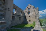 La visite des ruines se poursuit