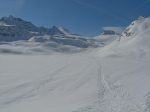 Le lac du Grand Désert gelé 2642m. J'ai suivi cette trace qui d'après le GPS est en plein milieu du lac !